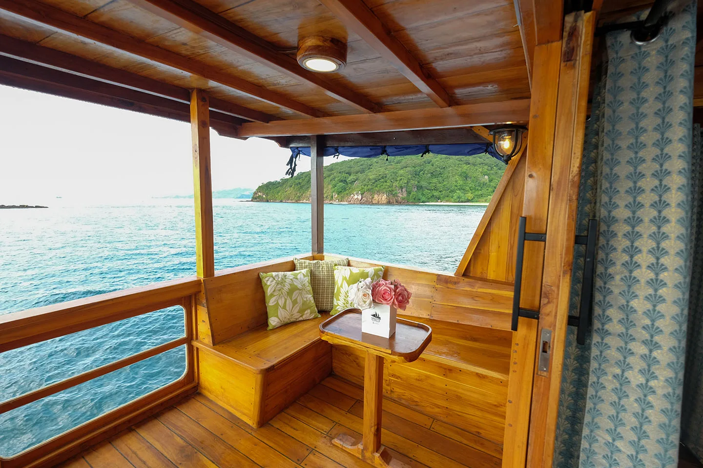 Padar Room Private Balcony_Ciela Liveaboard